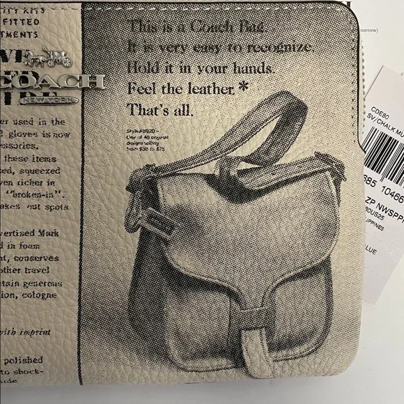 NWT Coach Large Corner Zip Newspaper Print Wristlet - Picture 9 of 13